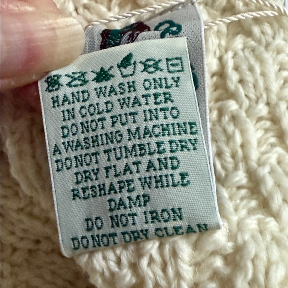 Aran Crafts Ireland patchwork Cable Knit 100% Merino Wool Throw. Natural color. - Picture 16 of 16